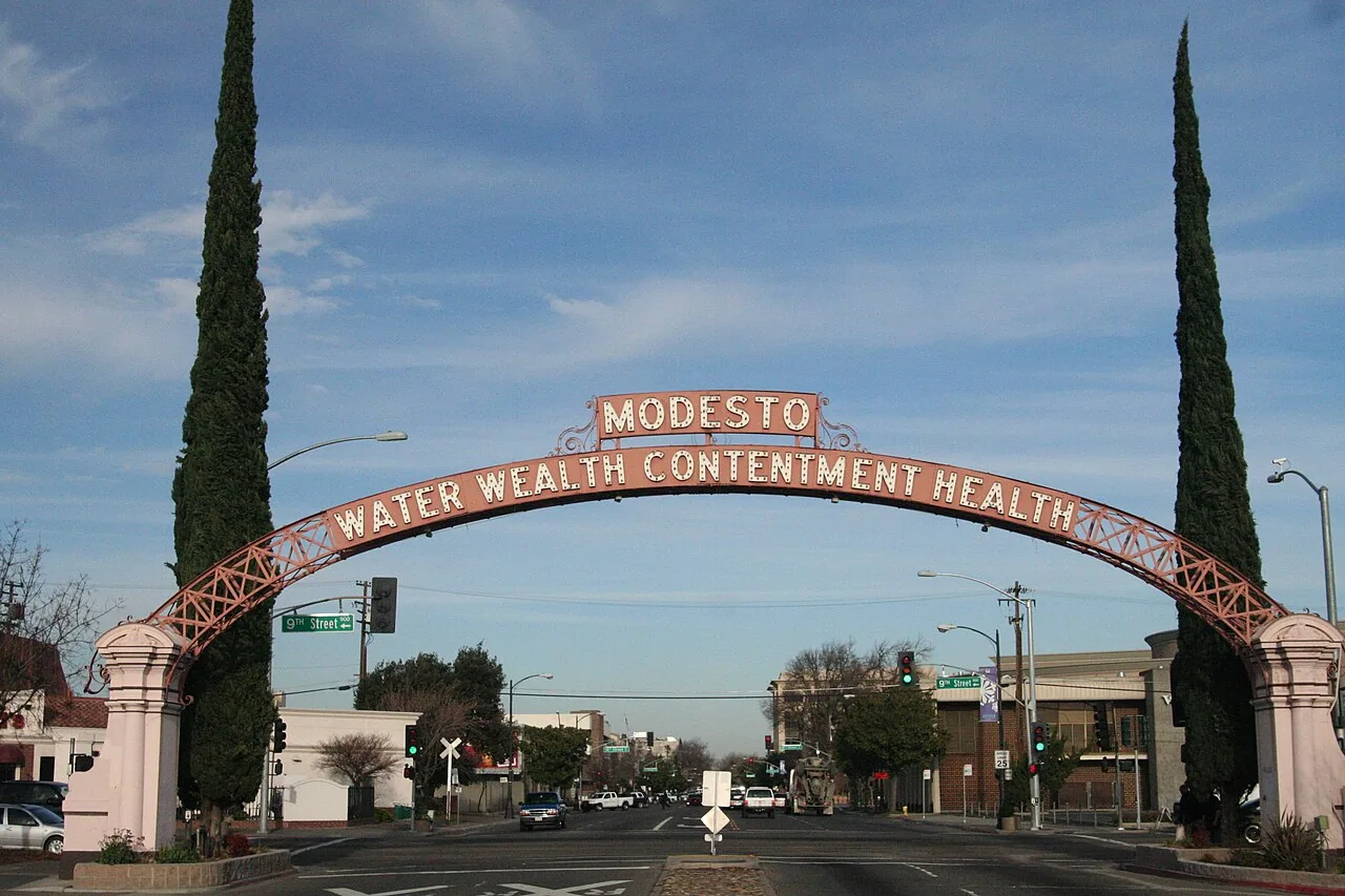 Downtown Modesto arch